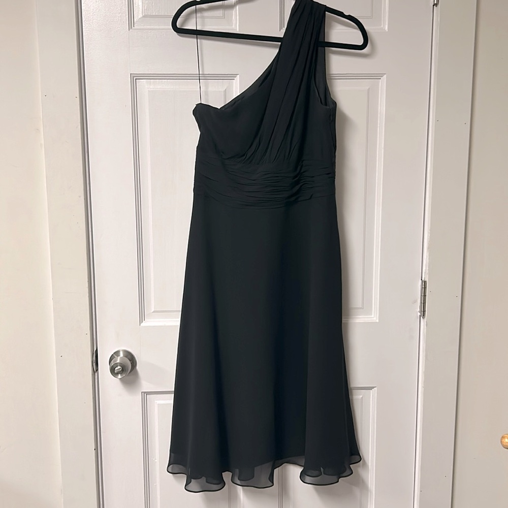 One shoulder Donna Morgan chiffon dress.